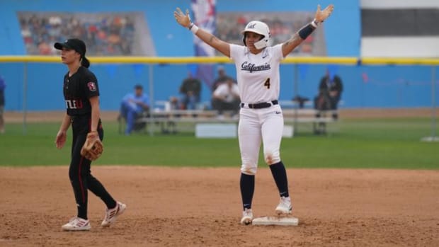 softball photo 7